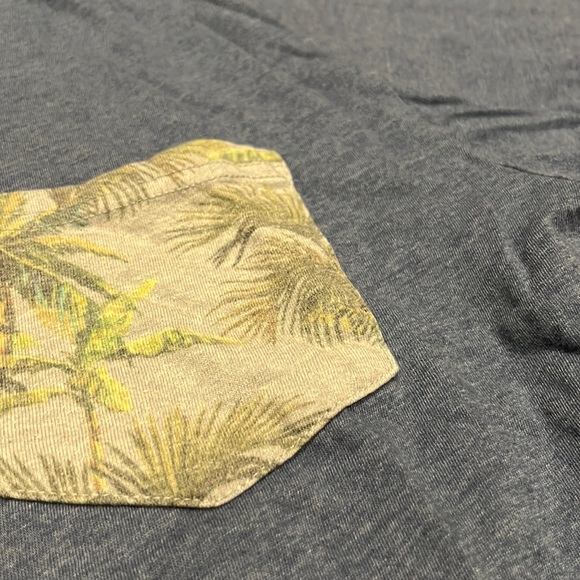 Pocket t-shirt - Picture 2 of 4